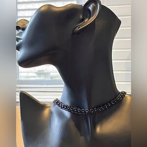 🌙 W5 CAR100-T - Elegant beaded chocker necklace